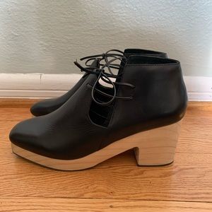 Kelsi Dagger North Wooden Platform Bootie